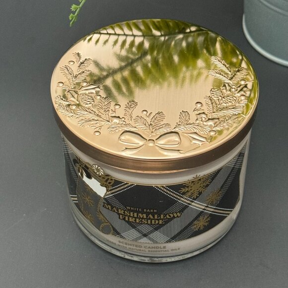 BBW Marshmallow Fireside White Barn Bath & Body Works 3 Wick Candle - Picture 4 of 10